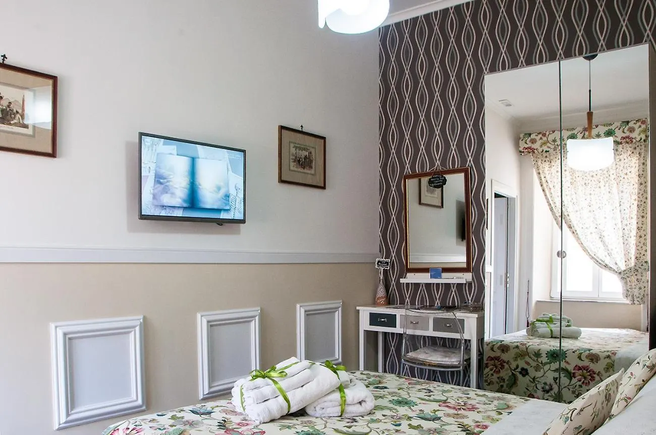 La Terrazza Ai Miracoli Bed & Breakfast Naples